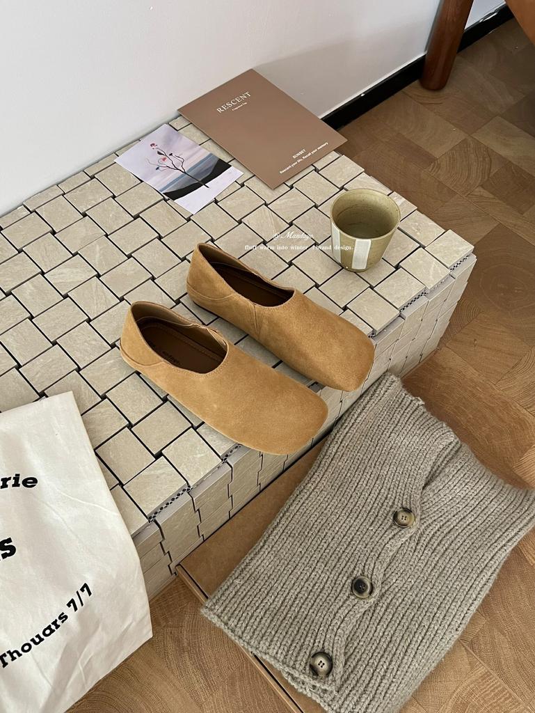 Simple style niche flat shoes women's round head super soft one-pedal single shoes 2025 autumn and winter fashion