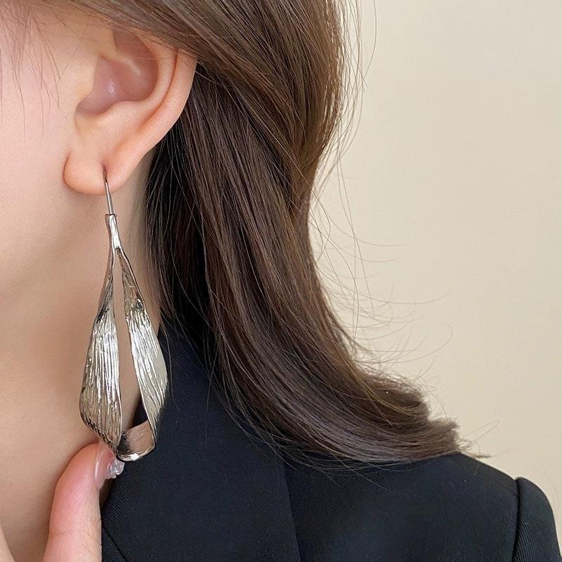 Statement Irregular Liquid Earrings for Women Fashion Silver Color Geometric Hollow Dangle Drop Earrings Girl 2026 Trendy Party Jewelry