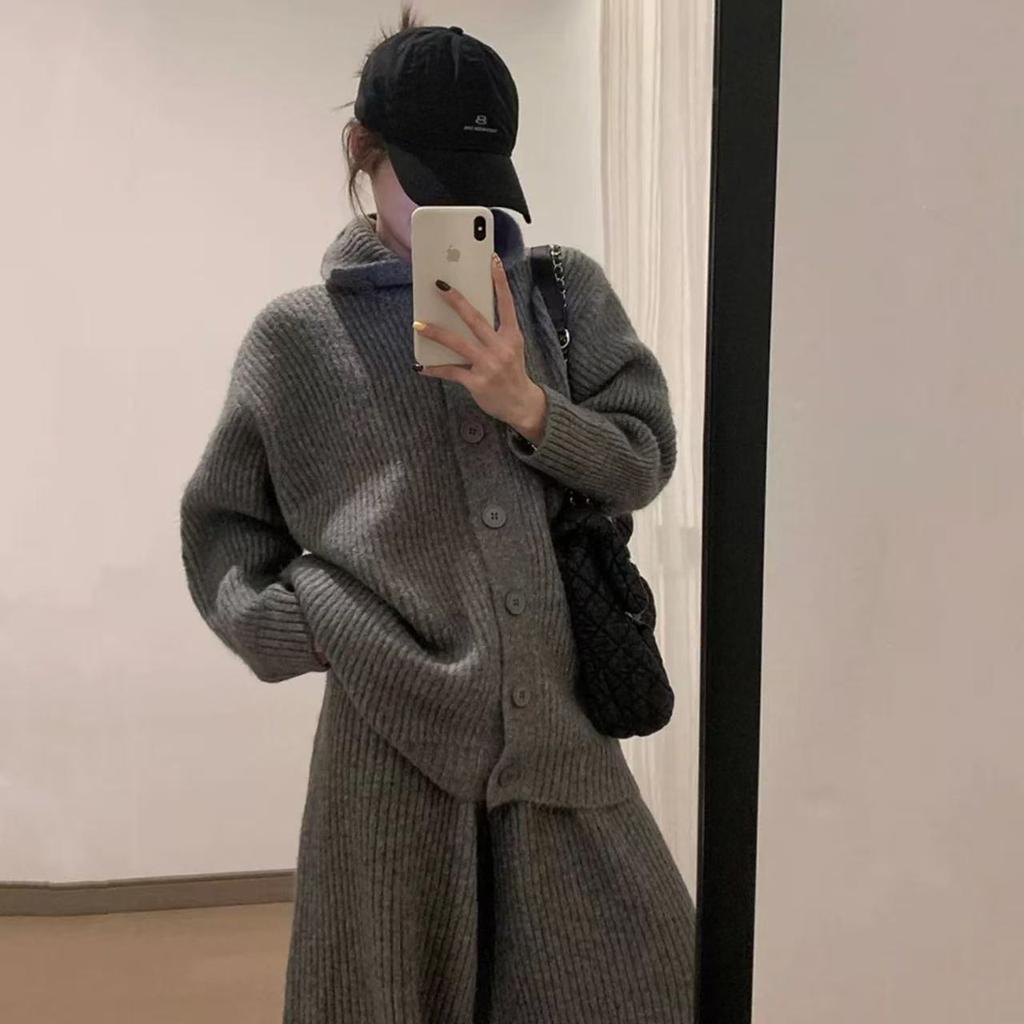 Knitted Sweater Set for Women's Autumn and Winter, Loose Wide-leg Casual Pants, Fashionable and Stylish Two-piece Set