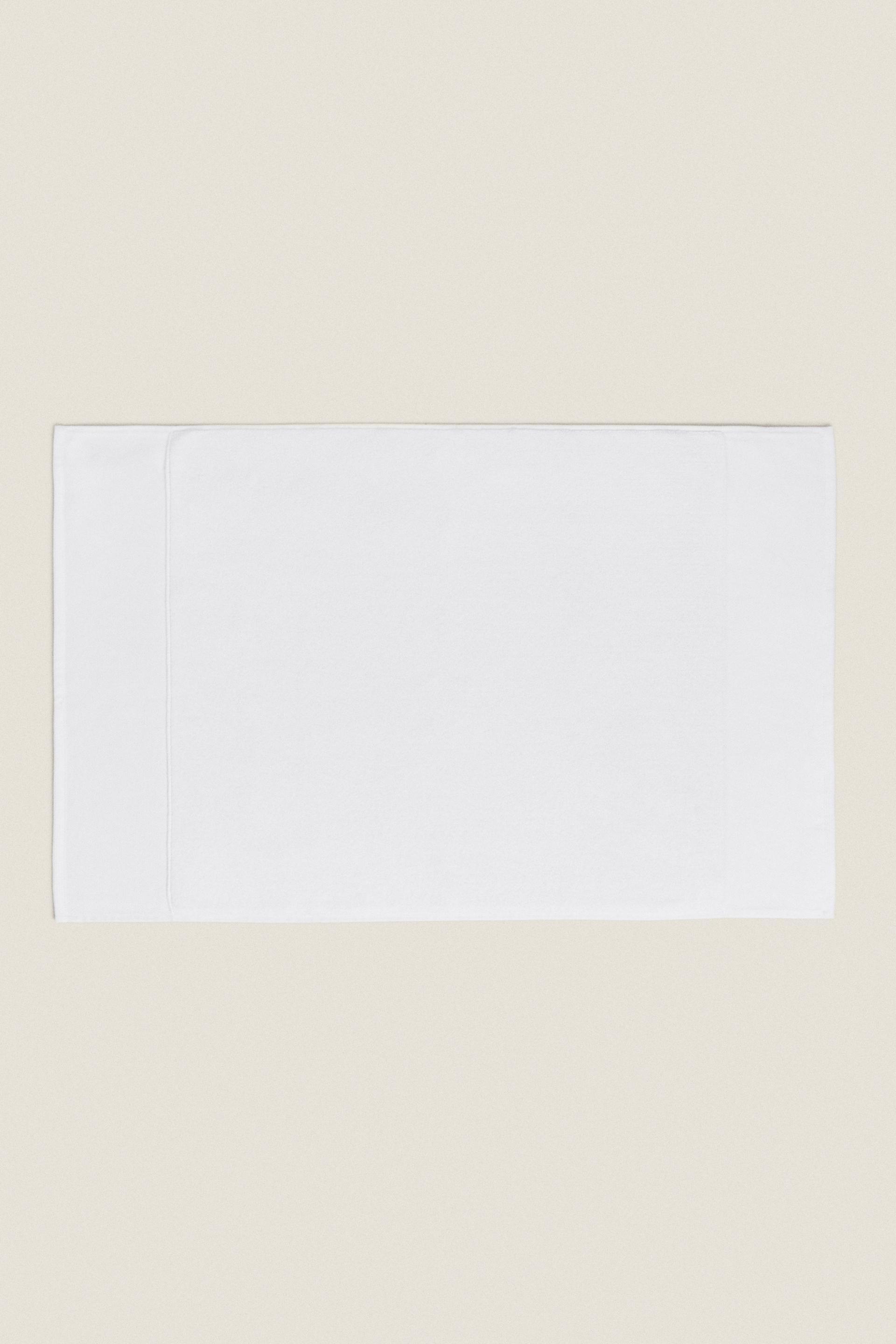 

КОВрик ДЛЯ ВАННЫ С АППЛИКАЦИЯМИ