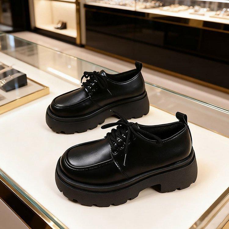 

Женские черные лоферы на шнуровке на толстом каблуке, новинка осени 2025 года, платформа, британский стиль, маленькие кожаные туфли, увеличивающие рост, туфли на платформе 40 матовый черный