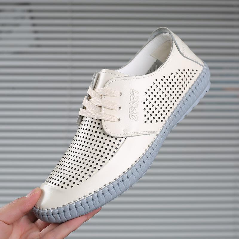 

Summer men s sandals leather breathable casual hole shoes hollow middle-aged man white dad soft sole soft surface men s shoes 39