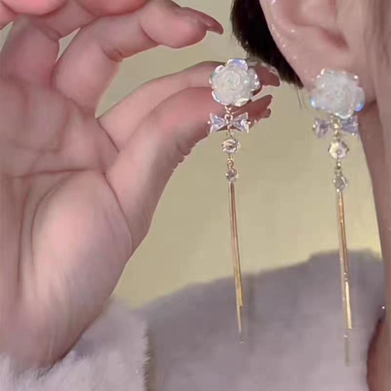 Silver needle white rose flower fringed long earrings temperament round face niche design high-end ear jewelry