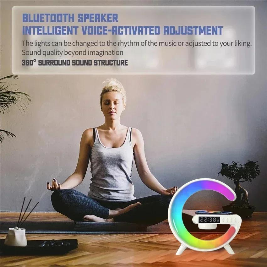 Multifunktionell RGB-lampa Bluetooth-högtalare Väckarklocka 15W Trådlös laddningsställplatta För iPhone Samsung Snabbladdningsstation