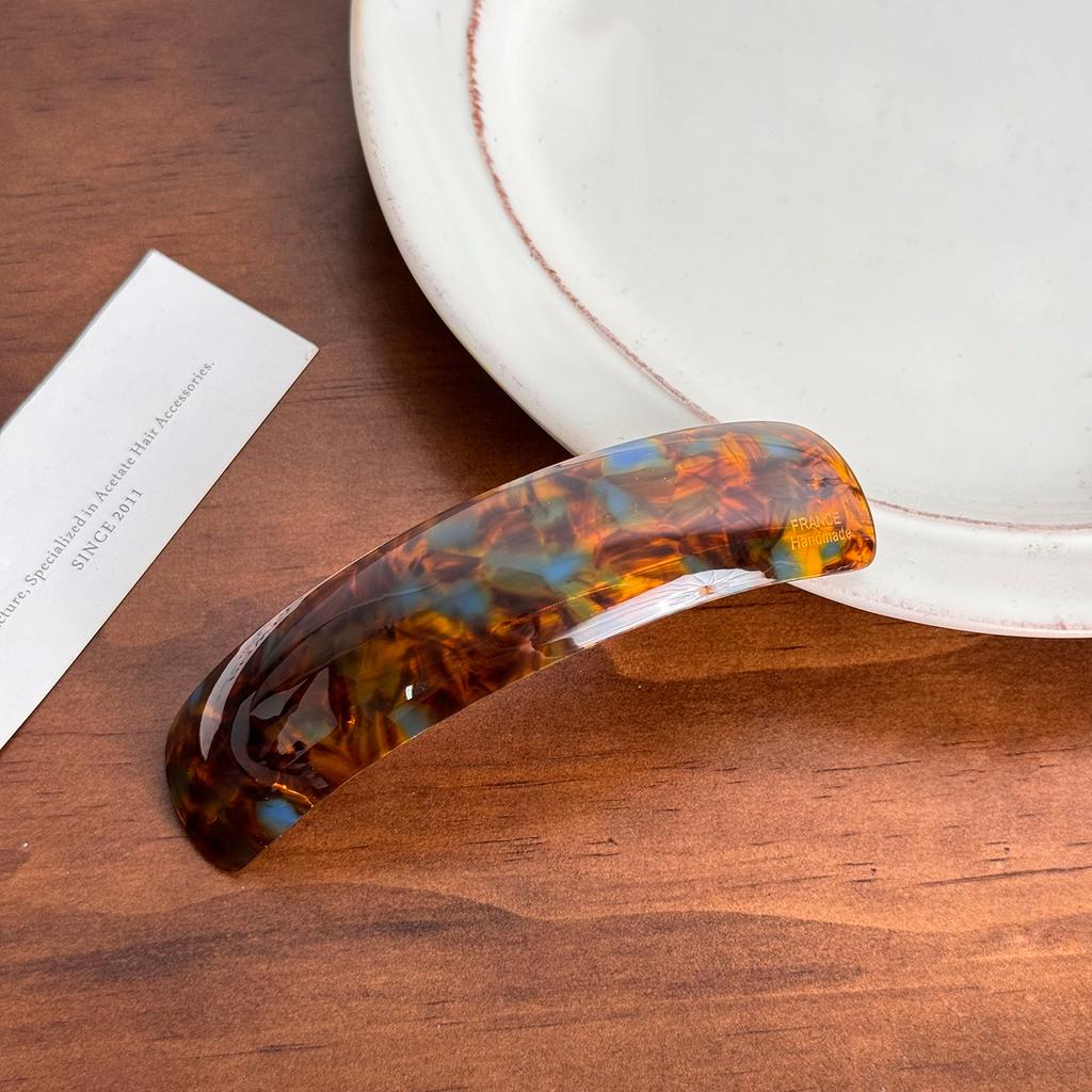 Eyecatching Geometric Hair Claw Clip For Trendy Halfup Hairstyles In Fashionable Shades Women For