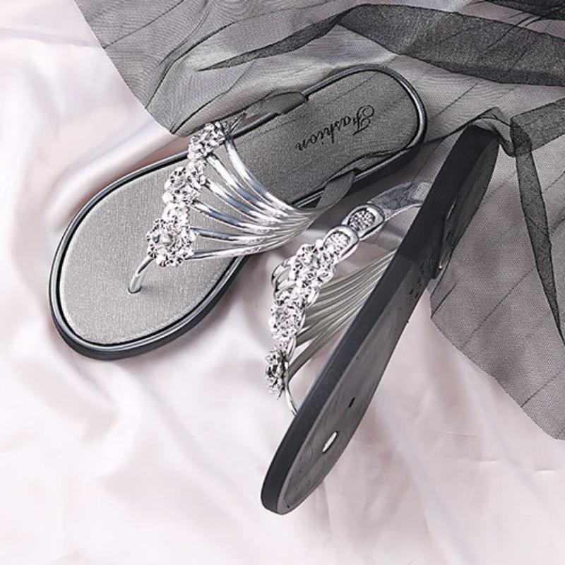 Women Flip Flops Fashion Summer Slippers Peep Toe Silver Anti Skid Beach Sandals Lady Casual Golden Crystal Summer Home Sandals