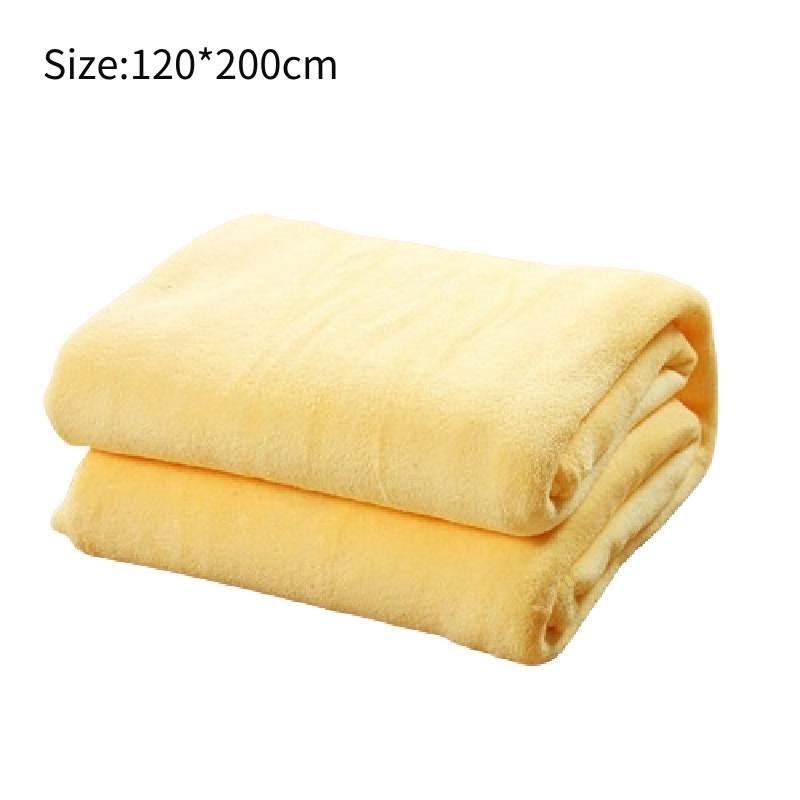 Lightweight Flannel Polyester Blanket In Various Colors For Modern Style Bedrooms