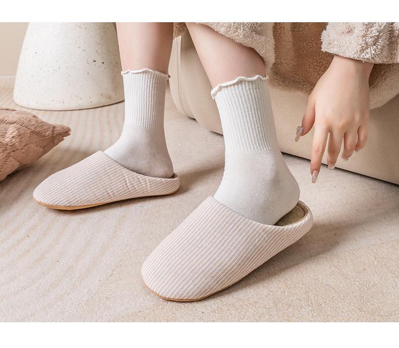 Unisex Japanese-Style Soft Cloth Slippers for Indoor Wooden Floors, Silent, Non-Slip, Large Size, Perfect for Spring and Autumn.