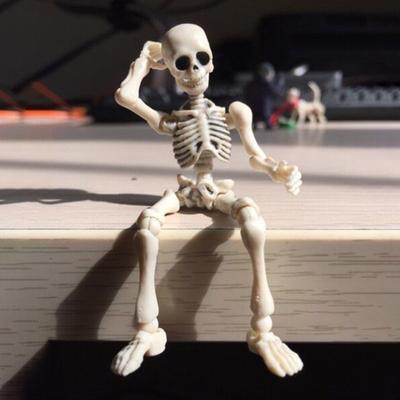 Halloweenská figurka kostry s pohyblivými klouby, lidský model, pryskyřičná socha kostry, sochařství, domácí kancelář, dekorace na stůl