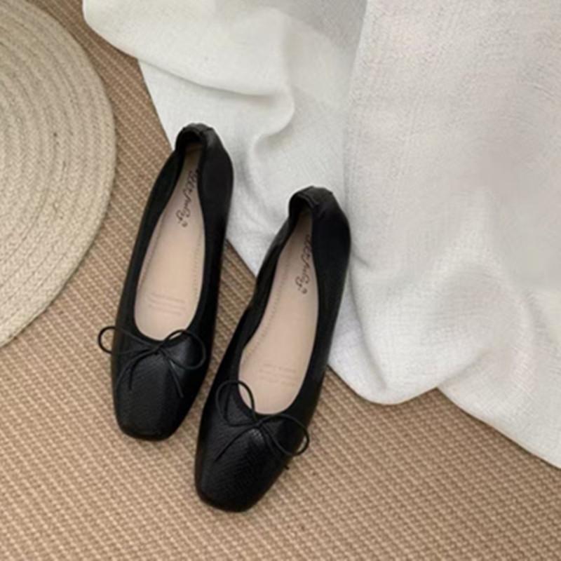 2025 Spring and Autumn New Fashion Versatile Korean Small Single Shoes Versatile Square Head Bow Grandma Shoes Soft Leather