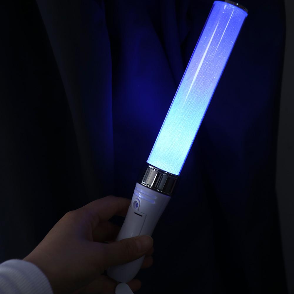 15 Colors Switchable Glow Sticks Colorful Flashing Sticks LED Light Sticks Weddings Celebrations