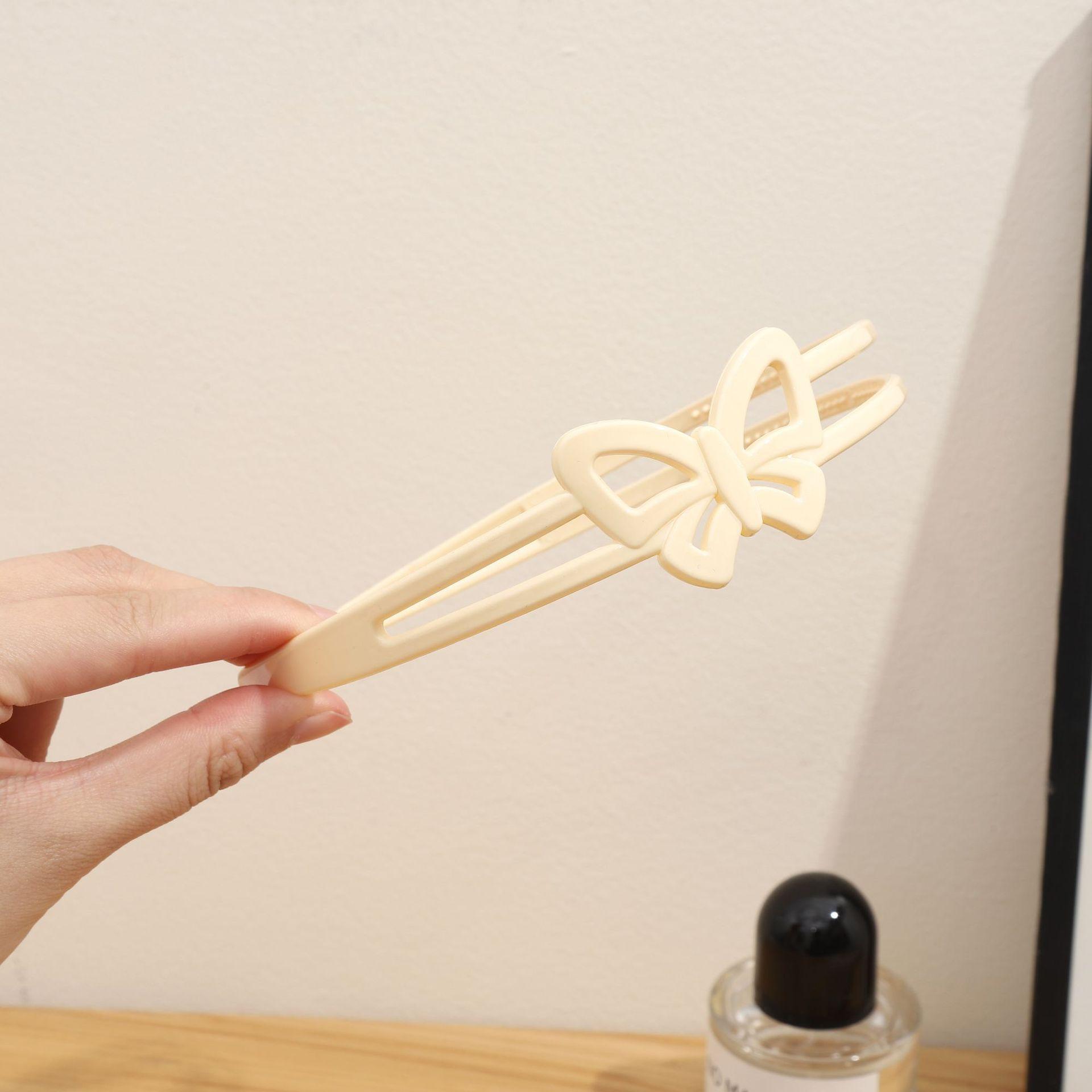 

Модные матовые повязки на голову с цветком и бабочкой, нескользящие эластичные повязки для волос для женщин, девочек, детей, головные уборы, аксессуары для волос