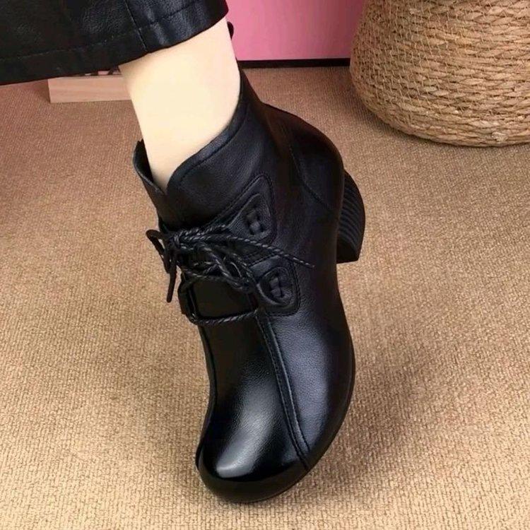 2025 popular Martin boots women's autumn and winter new mid-heel leather boots comfortable single boots middle-aged mother soft leather cotton boots