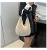 A must-have for autumn and winter fashion! Large-capacity Mao Mao women's bags, interpreting lazy trends