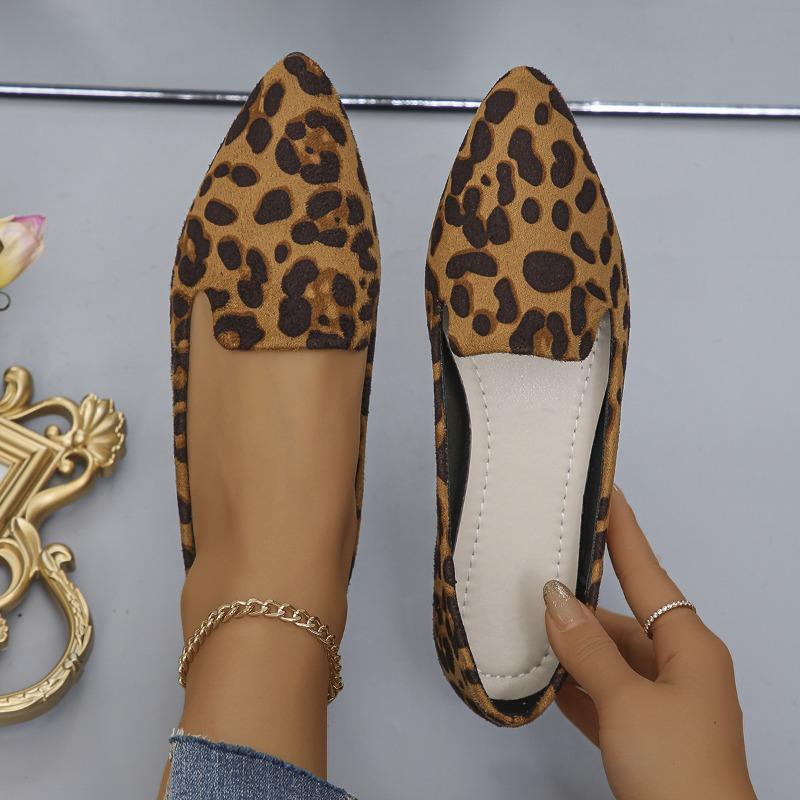 Women'S Leopard Print Slip-On Flats - Soft Sole Comfortable Pointed Toe Shoes with Bow Detail, Lightweight Casual Shoes for Spring & Fall