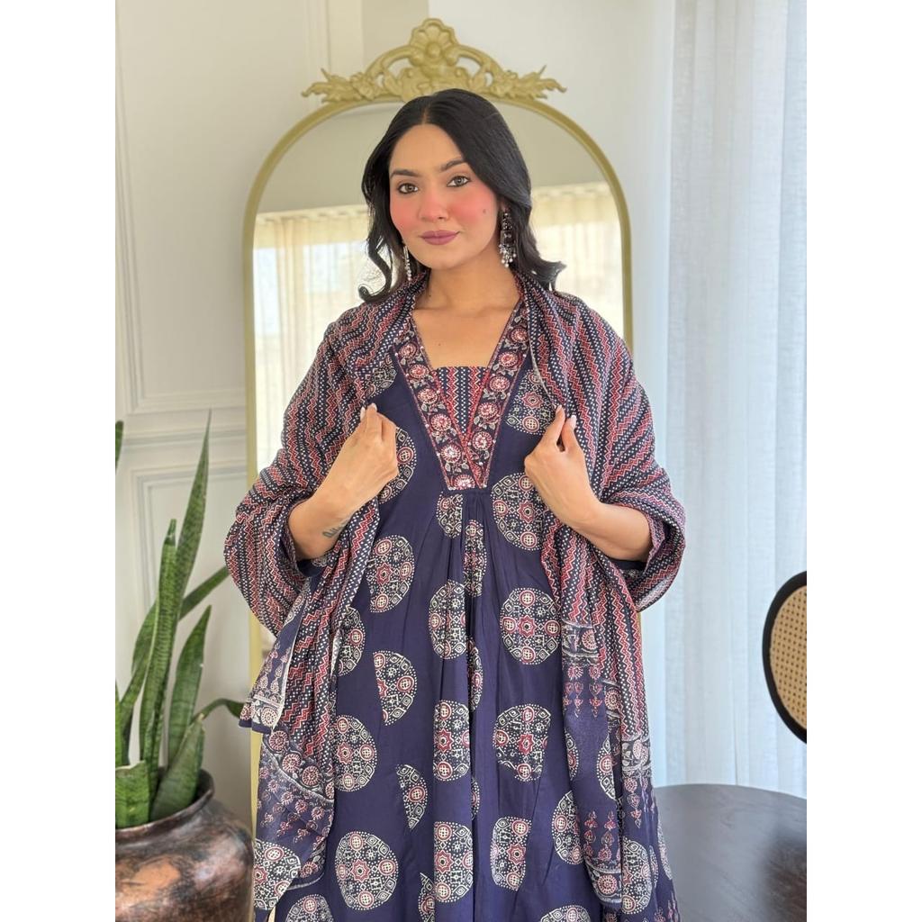 Designer Indian Women Ethnic Kurti Pant Dupatta Set Bollywood Designer Kurta Set