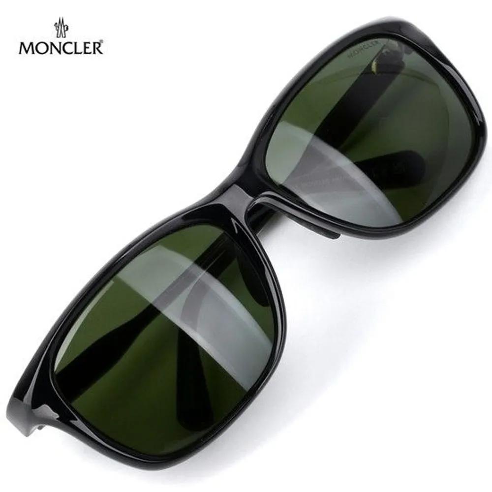 Horn-rimmed Sunglasses ML0275P-01N / MONCLER