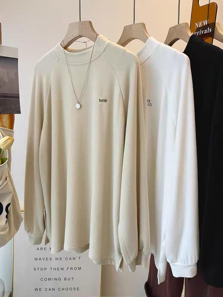 Women's Solid Color Velvet Embroidered Long-Sleeve Half-High Collar Loose T-Shirt.