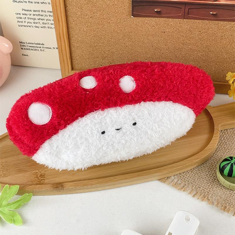Cute Cartoon Plush Vegetable Fruit Pencil Case Cute Banana Broccoli Garlic Plush Multifunctional Large Capacity Stationery Bag