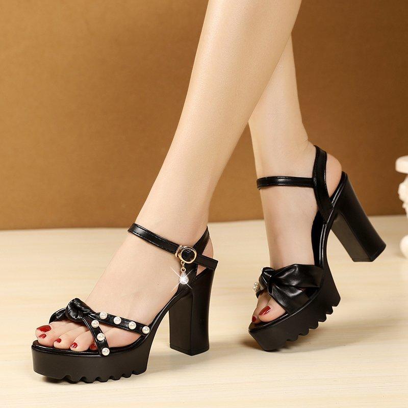 New High-heeled Sandals Thick-heeled Waterproof Table One-word Buckle with Fish Mouth Soft Leather Pearl Comfortable Versatile Height-increasing Wome