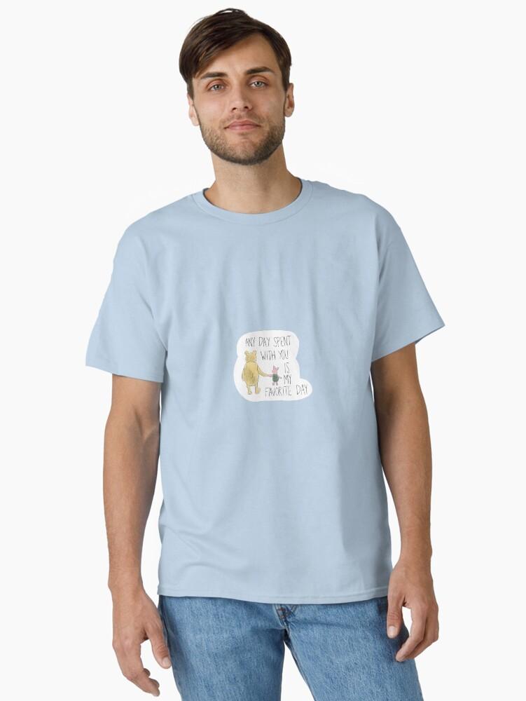 Winnie the Pooh A day with you -Pooh Classic T-Shirt