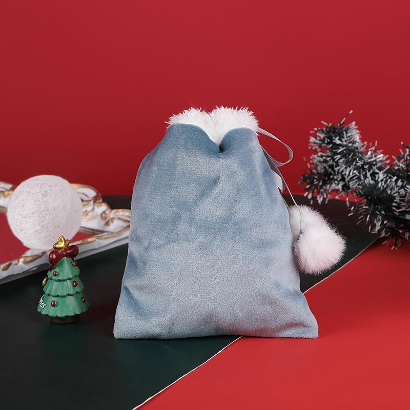 1pc Christmas Candy Bags Hairball Drawstring Bag Velvet Gift Packing Bags Christmas Eve Fruits Bag Party Gift Decoration