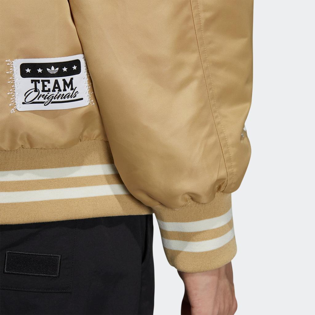 Adidas Originals Trefoil Vintage Logo Patch Sports Loose-Fit Jacket Men Jacket Light-Khaki HY1358