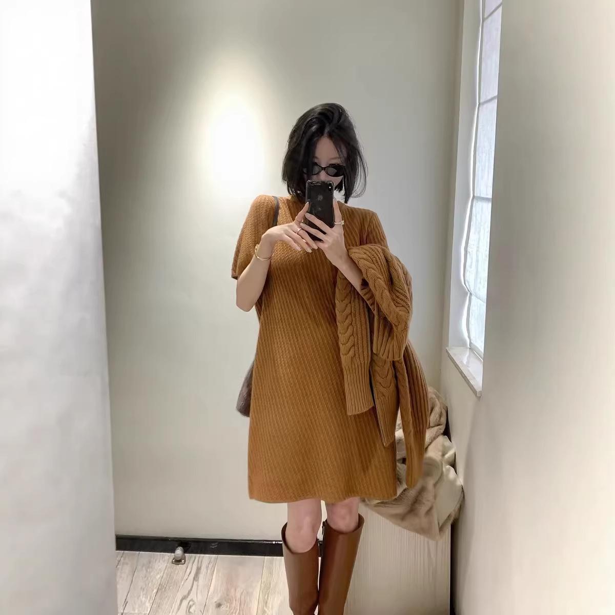 Thickened Short-Sleeve Dress Beige Dress