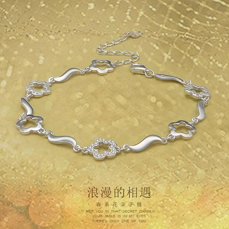 Fashion Simple Light Luxury Plum Blossom Jewelry Mori Series Hollow Flower Bracelet Women'S Versatile Zircon Jewelry