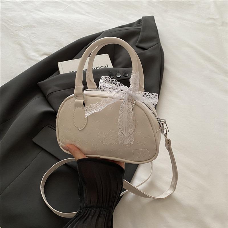 High-end Small Bag Women's New Popular Versatile Messenger Bag Fashion Casual Portable Bowling Bag