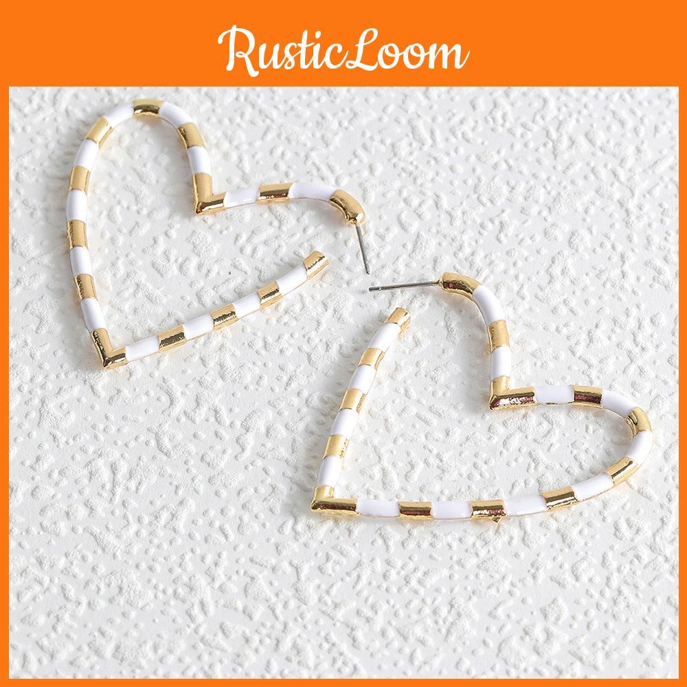 Trendy And European American Style Creative Heart Hoop Earrings Alloy Material