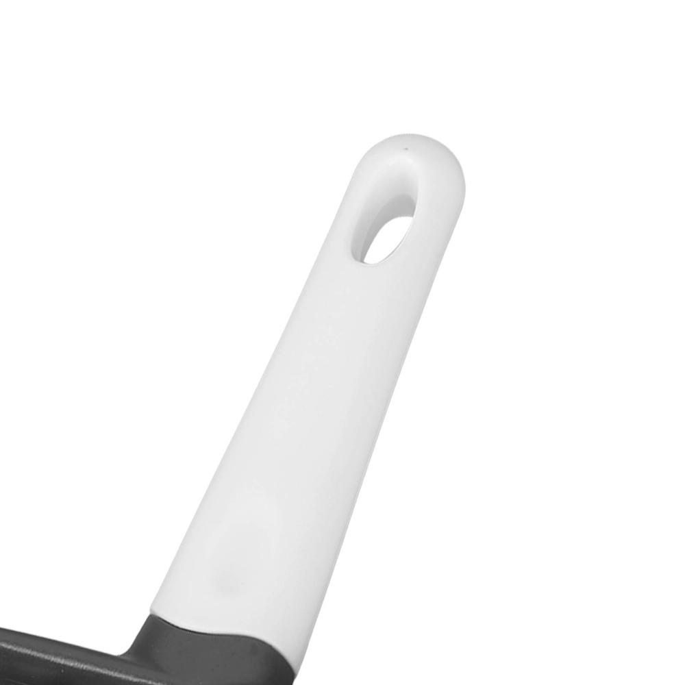 Food-Grade Dough Docker Roller Handheld Pizza Roller Spikes Home Kitchen Bakery