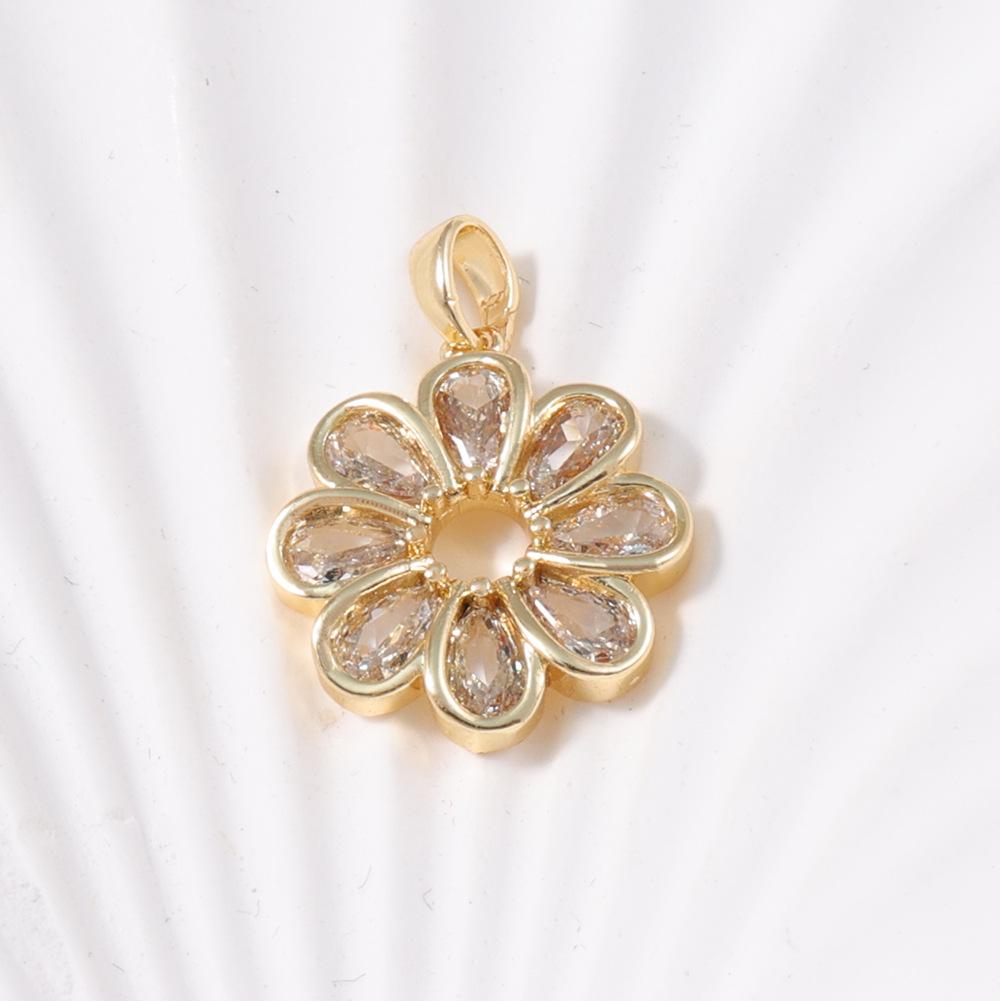 Japanese-Korean Exquisite Flower Pendant - Light Luxury & Versatile Design Jewelry
