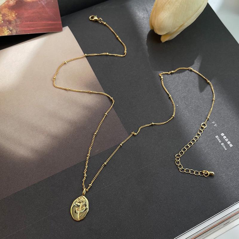 

Французское ретро ожерелье-ключица из речного жемчуга и роз - Универсальная многослойная мода