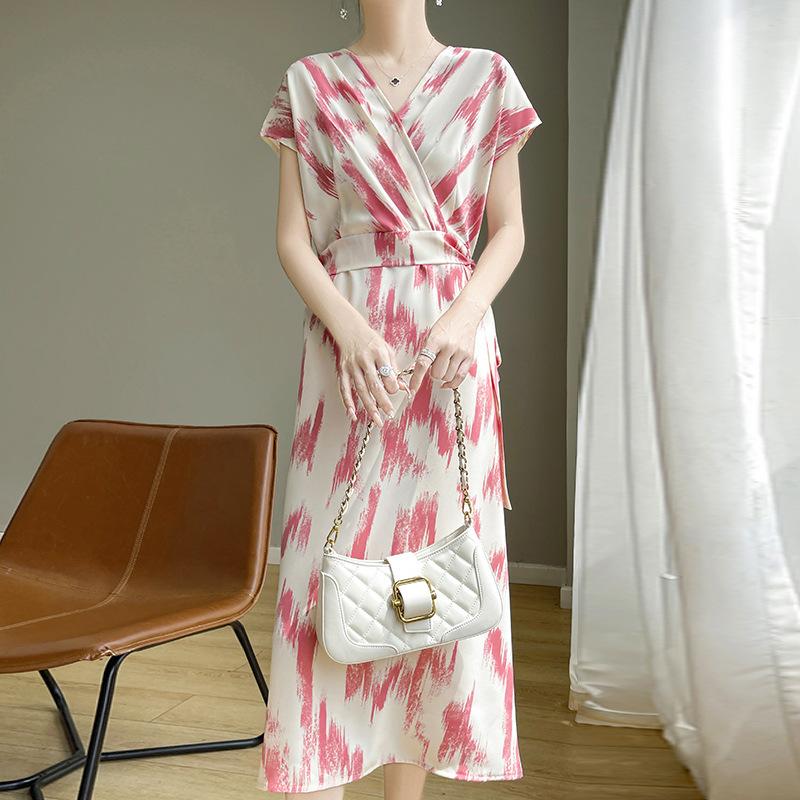

Silky Satin V-neck Dress for Women In Summer Fashion Versatile Tassel Print Midi Skirt Fashionable Fashionable Skirt XL