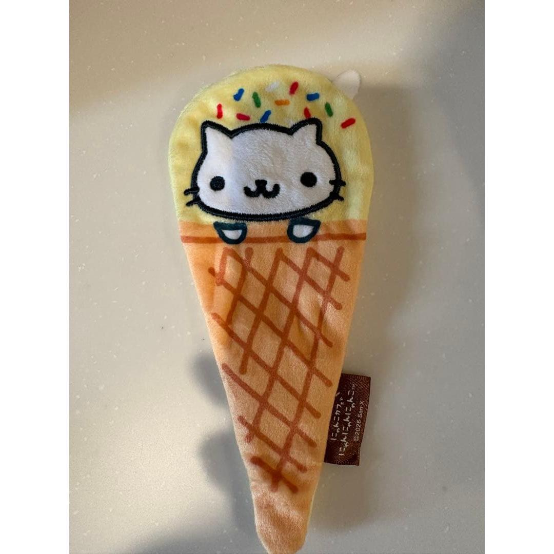 Nyan Nyan Nyanko Ice Cream Pouch Capsule Toy