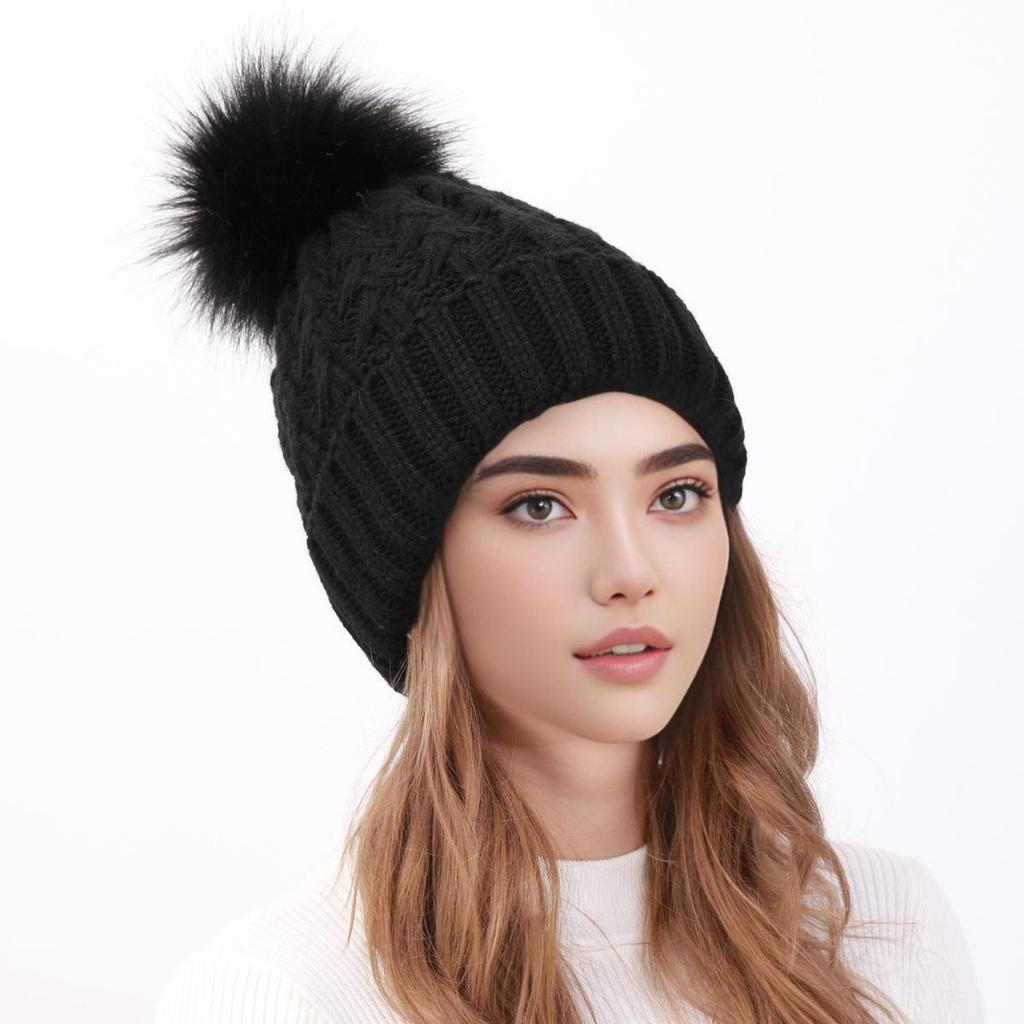 Women's Cross-Border Pineapple Pattern Pom-Pom Knit Hat - Fashionable & Warm for Autumn/Winter