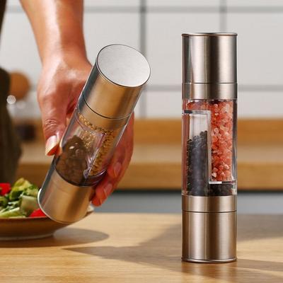 Salt And Pepper Grinder Double-Sided Spice Grinder 2 Compartments Adjustable Coarseness Transparent Spice Mill Easy Refill Spice Bottle