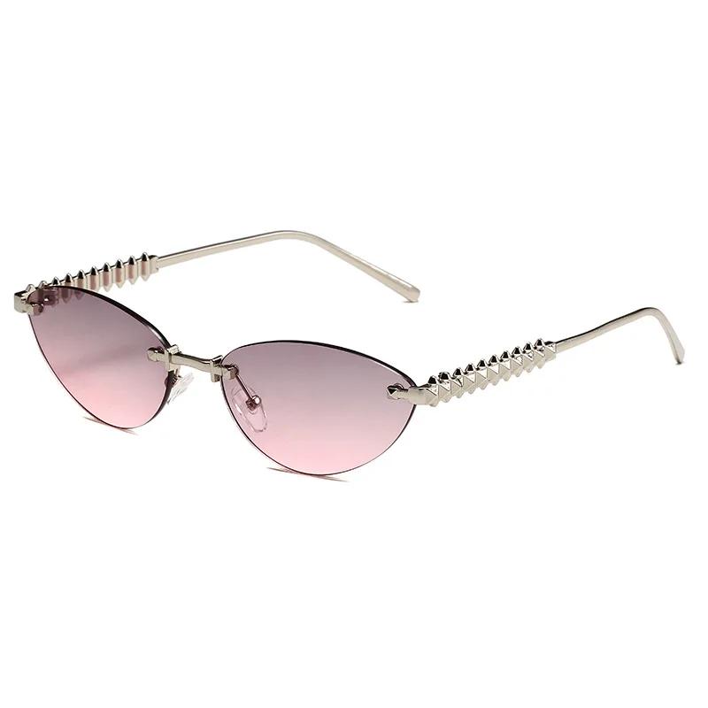 

New Fashionable Metal Rivet Leg Sunglasses for Women and Men UV400 Ultraviolet-proof Outdoor Street Photography Glasses As shown
