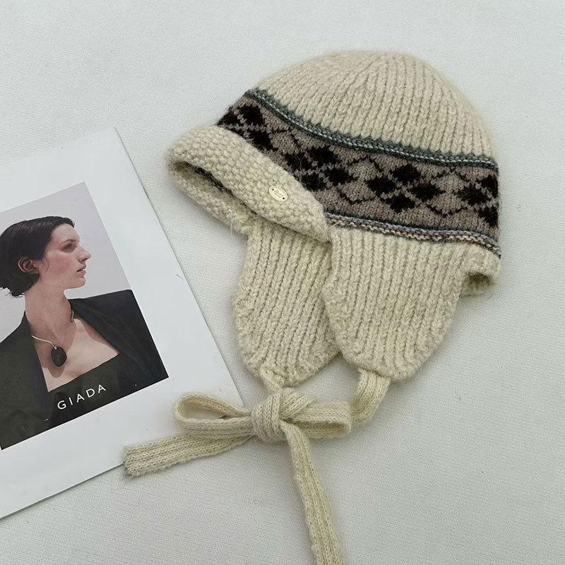 Fair Island Hat Women's Winter Thickened Warm Ear Protection Shows a Small Face Wool Hat Cold-proof Knitted Bag Head Lei Feng Hat Tide