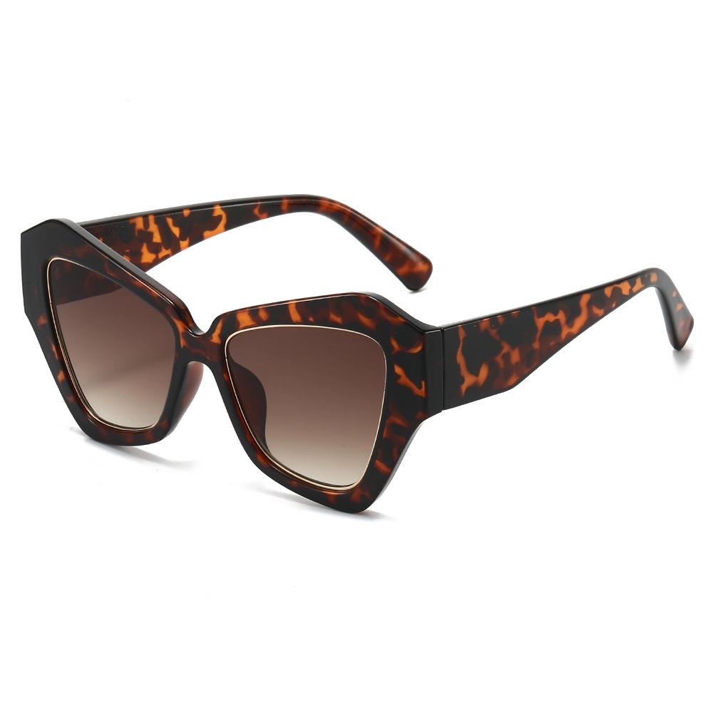 New Retro Fashion Gradient Cat Eye Large Frame Women Sunglasses  Personality Leopard Trend Men Street Shooting Glasses Uv400