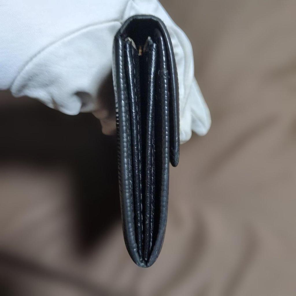 Used LOUIS VUITTON Epi Long Wallet Black