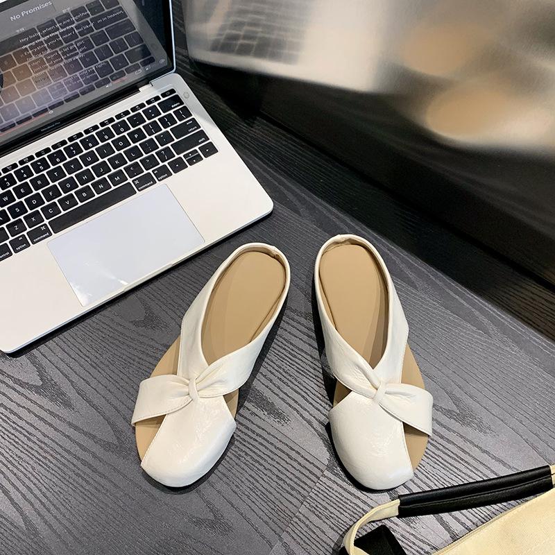 2025 new imitation leather bag head cool slippers women's summer outer wear flat bottom inner height half drag middle heel casual muller leather drag