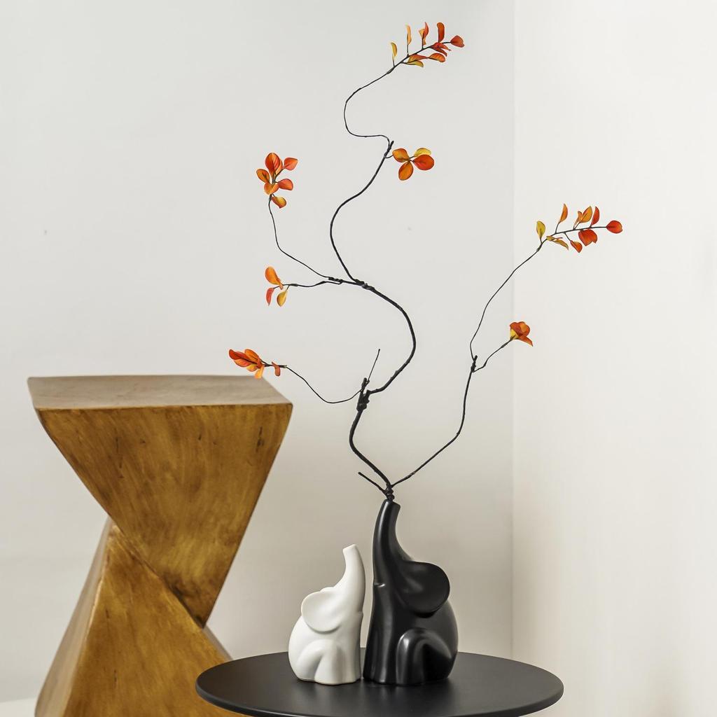 Nordic Modern Elephant Vase - Ceramic Ornament for Living Room, Sideboard, or Entrance Hall Display. A Perfect Housewarming Gift.