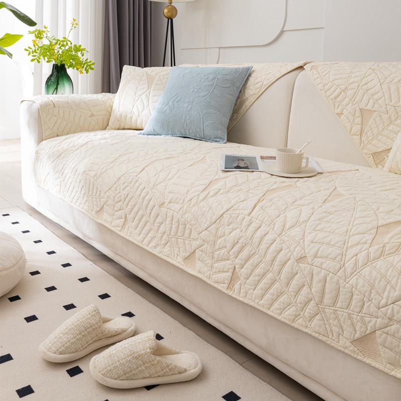 Cotton Quilted Non-Slip Leaf Sofa Cushion for All Seasons