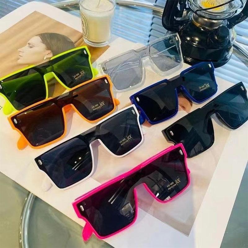 New Children'S Vintage Sunglasses Boys' Large Frame Square Sun Glasses Girls' Decorative Rice Nail Eyewear Uv400