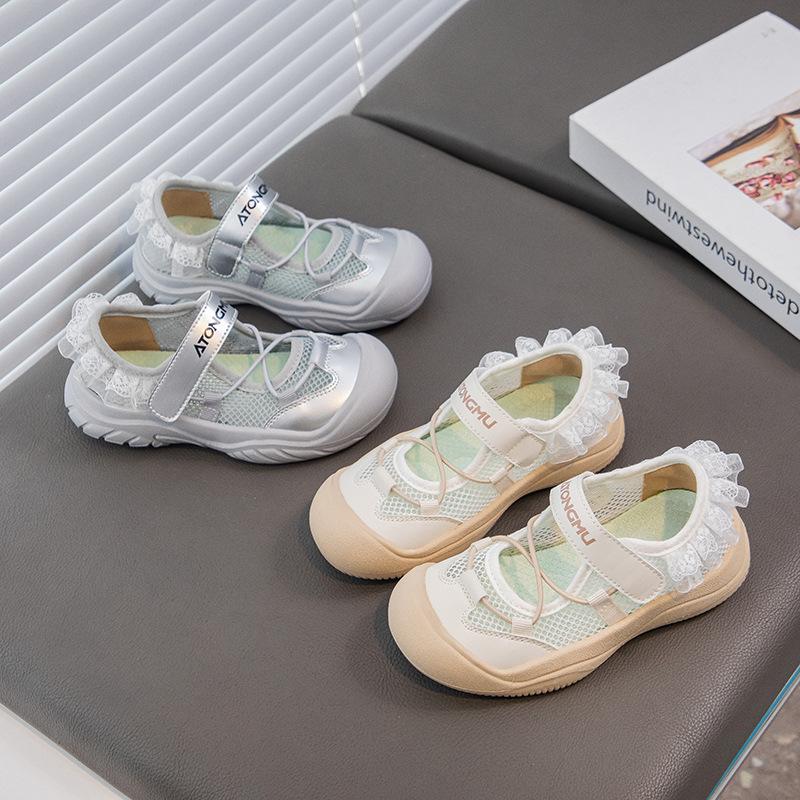 Girls sandals 2025 summer new children's princess shoes little girl baby foreign style soft sole lace beach shoes