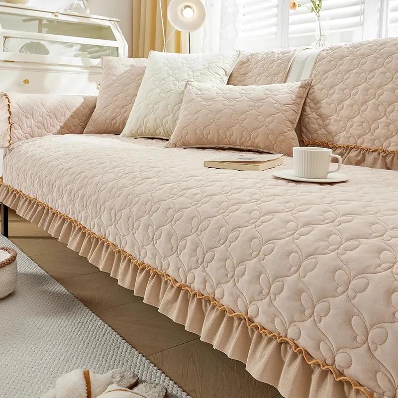Thickened Four Seasons Universal Non-Slip Cushion Leather Sofa Cover Cover Cloth Winter Plush French Cream Style Sofa Cushion