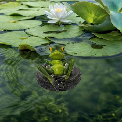 Harz Gartenornamente Frosch Statue Wasser Schwimmend mit Frosch Ornament Tier Gartenarbeit Geschenke für Haus Garten Teich Dekoration
