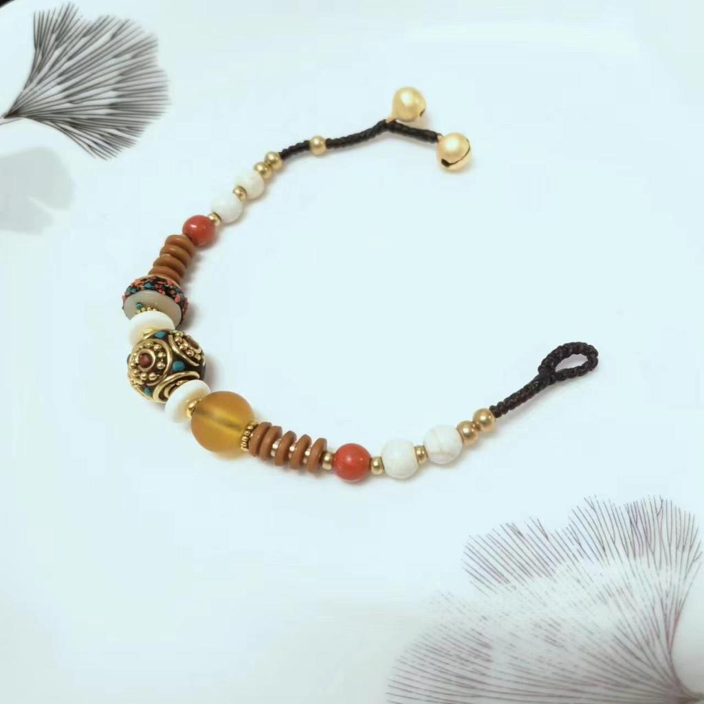 Handmade Chinese Retro Beaded Bracelet: Versatile Ethnic Style for Couples & Friends